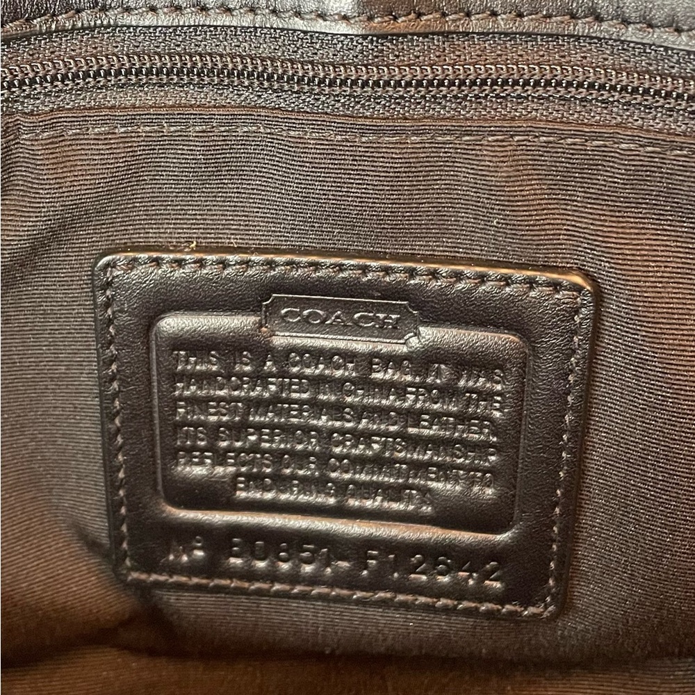 Vintage Coach Hampton Signature Canvas Black and Gray Shoulder Bag - Picture 3 of 3